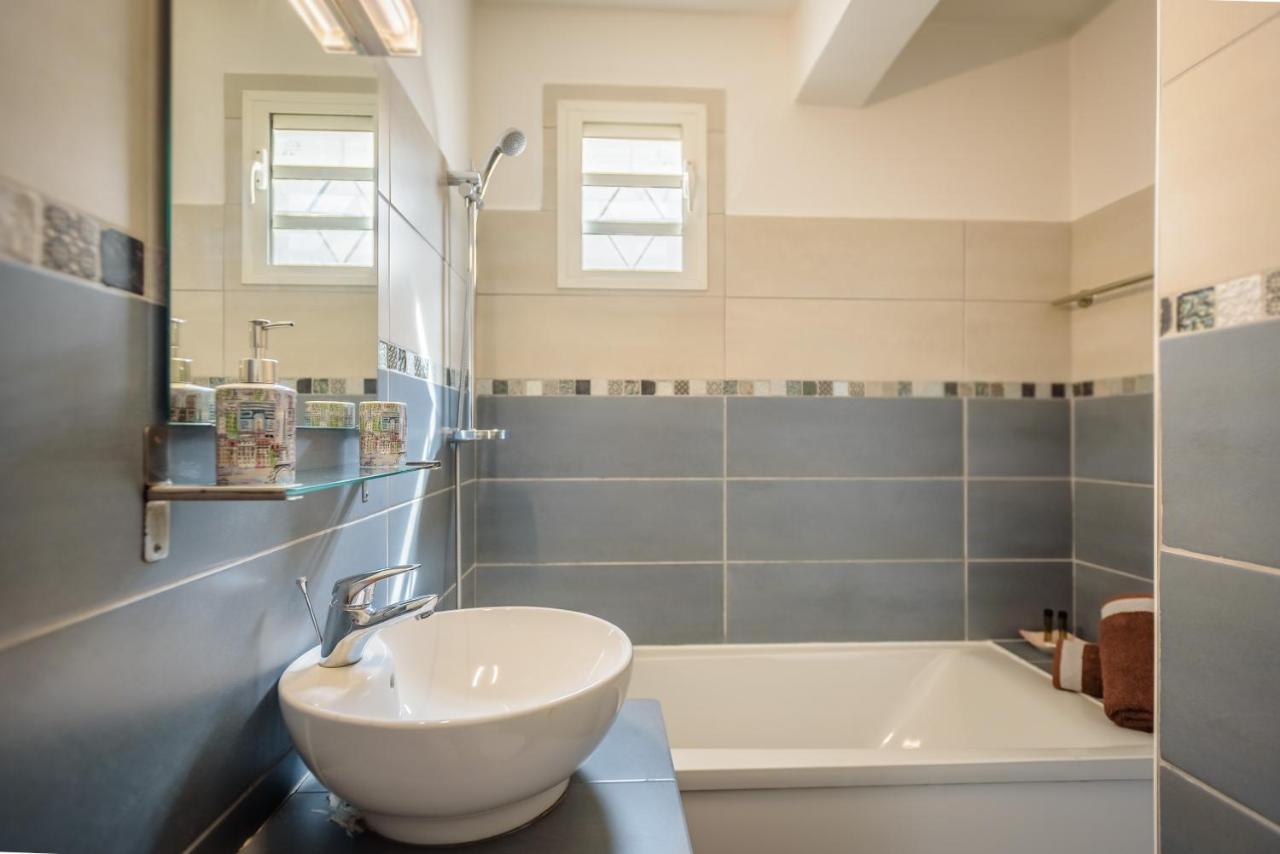 Appartements Et Chambres En Coeur De Ville Saint-Denis - Entree Autonome - Check In 14H30- Eksteriør bilde